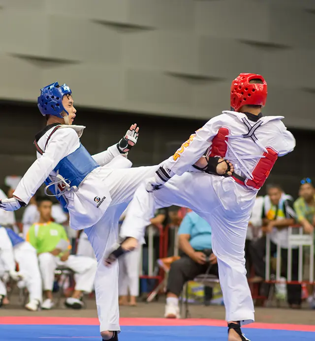 Bagaimana untuk mengikat tali pinggang Taekwondo?